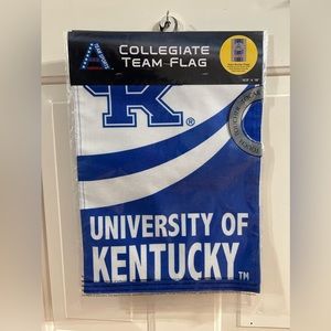 NEW. University of KY collegiate Garden Flag